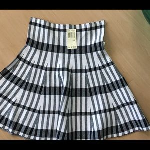 Max Edition NWT! Skirt